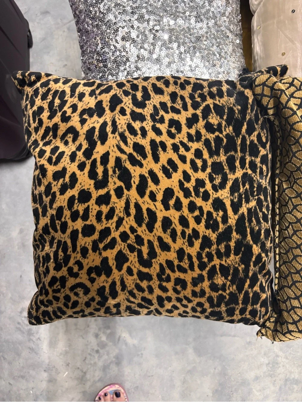 Bundle of Decorative Pillows